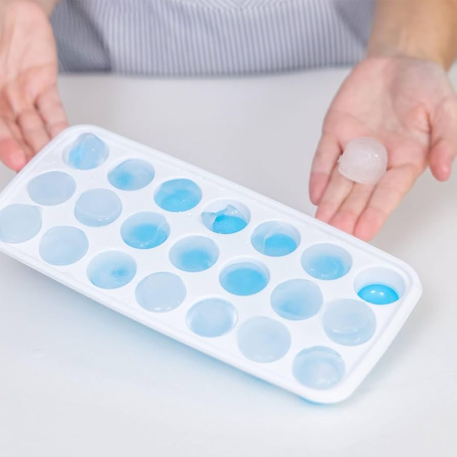 Silicone Ice Cube Tray Set of 2 With Lid